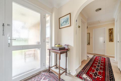 4 bedroom bungalow for sale, Blackpond Lane, Slough, SL2