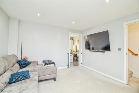 3 bedroom terraced house for sale, Aquitania Close, Brooklands, Milton Keynes