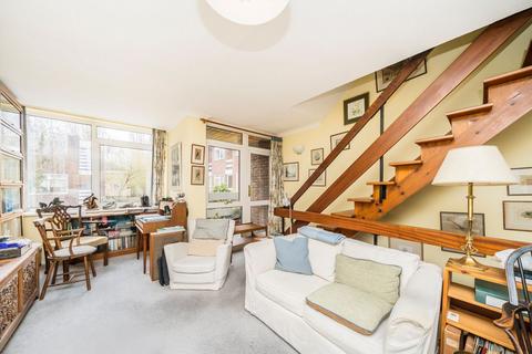 3 bedroom terraced house for sale, King Charles Walk, London SW19