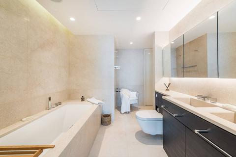 2 bedroom flat for sale, St George Wharf, Nine Elms, London, SW8