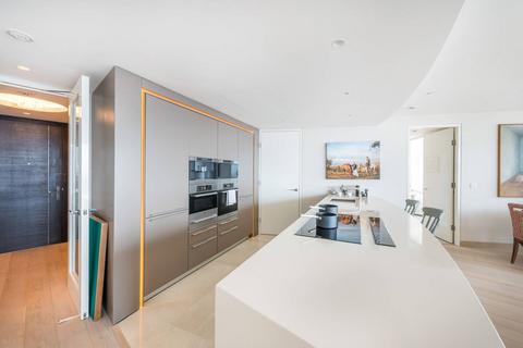 2 bedroom flat for sale, St George Wharf, Nine Elms, London, SW8