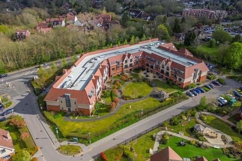 1 bedroom flat for sale, Kleinwort Close, Hurst Place, RH16