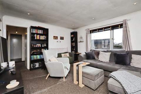 1 bedroom flat for sale, St. Valery Drive, Stirling, FK7