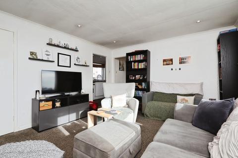 1 bedroom flat for sale, St. Valery Drive, Stirling, FK7