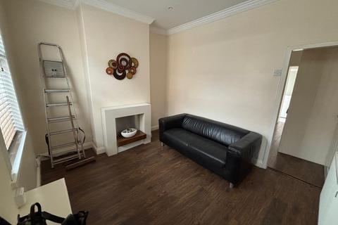 2 bedroom terraced house to rent, Buckingham Street, York