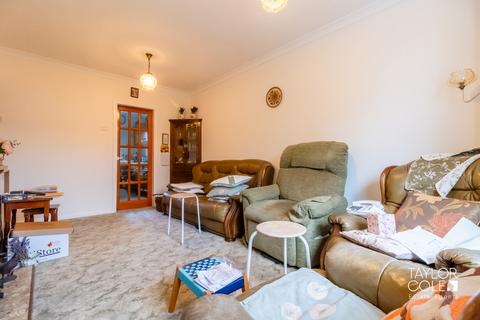 2 bedroom maisonette for sale, St. Ives Close, Tamworth