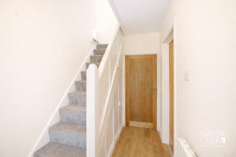 4 bedroom semi-detached house for sale, Comberford Road, Tamworth