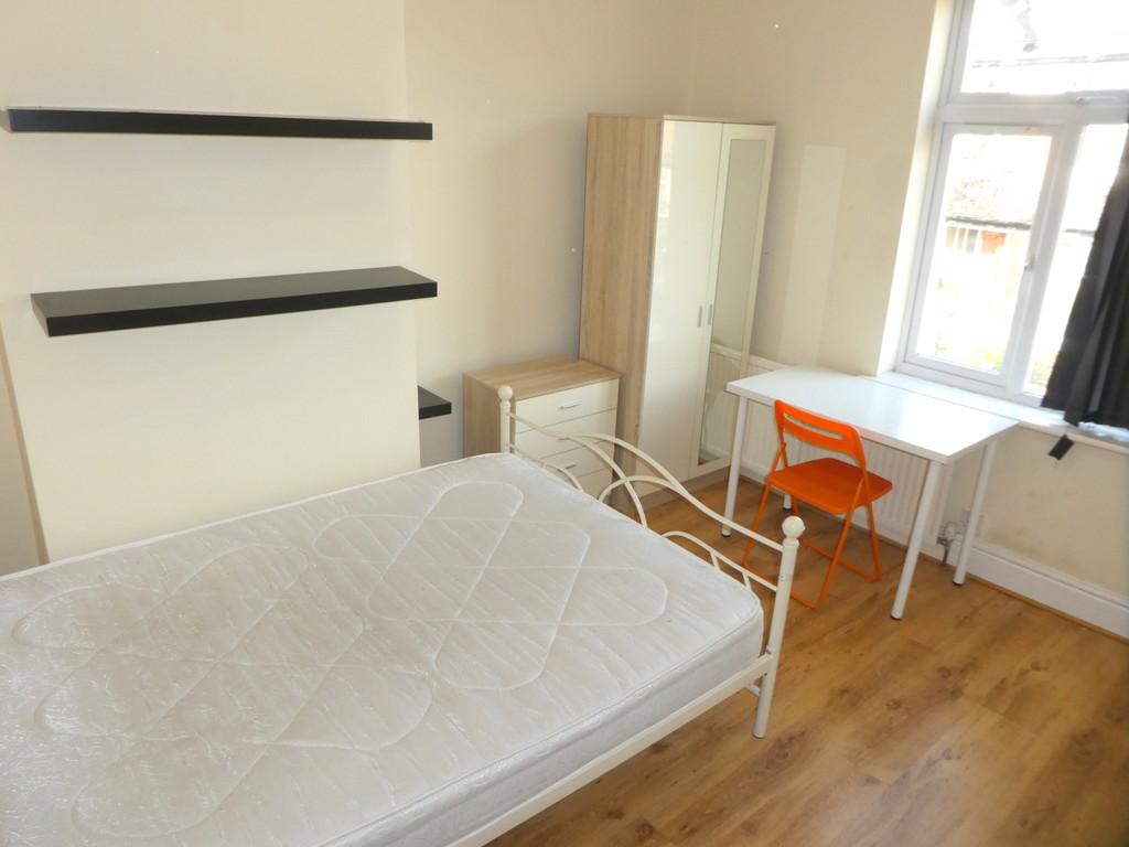 House in Manchester, Levenshulme - View 5