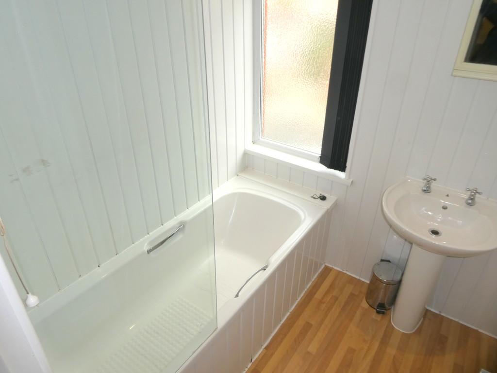 House in Manchester, Levenshulme - More