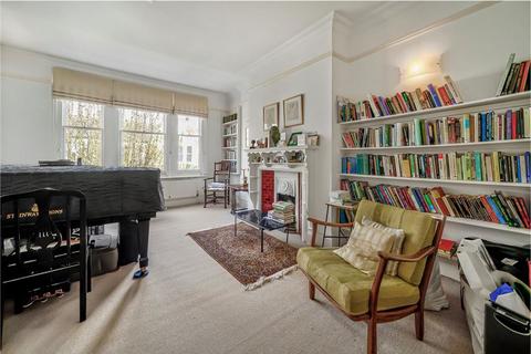 3 bedroom flat for sale, Riverview Gardens, London SW13