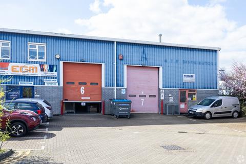 Warehouse for sale, Mills Rd Aylesford ME20 7NT