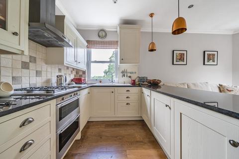 2 bedroom flat for sale, Windmill Drive, London, SW4