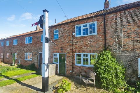 2 bedroom terraced house to rent, Red House Estate, Moor Monkton, York