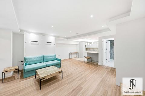 Studio to rent, Ferntower Road, Highbury, London, N5 2JG