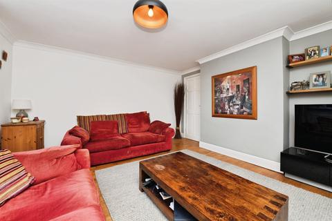 2 bedroom apartment for sale, Van Diemans Road, Chelmsford