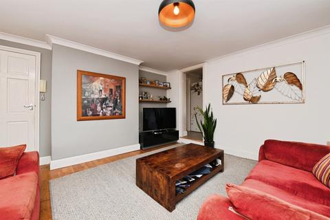2 bedroom apartment for sale, Van Diemans Road, Chelmsford