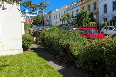 5 bedroom house to rent, 4 Springfield, ,