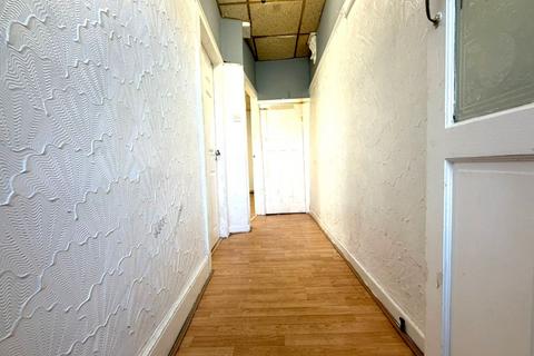 3 bedroom terraced house for sale, Carr Street, Blackburn. Lancs. BB1 7NE