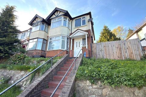 3 bedroom end of terrace house for sale, Round Green, Luton LU2