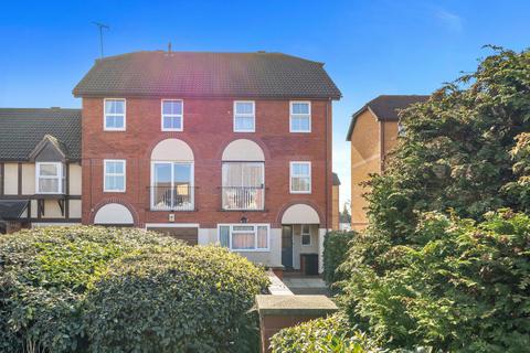 4 bedroom end of terrace house for sale, Cameron Square, Mitcham, CR4