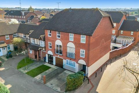 Cameron Square, Mitcham, CR4