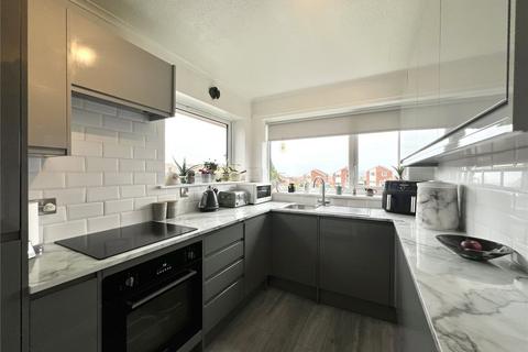 2 bedroom bungalow for sale, Windsor Close, Minehead, Somerset, TA24