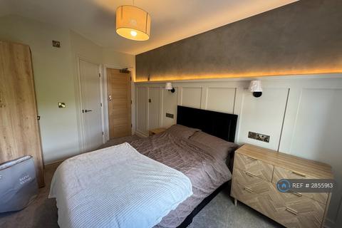 1 bedroom in a house share to rent, Haywood Road, Nottingham, NG3