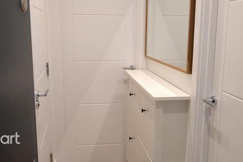 1 bedroom apartment to rent, Nobel Drive, HAYES