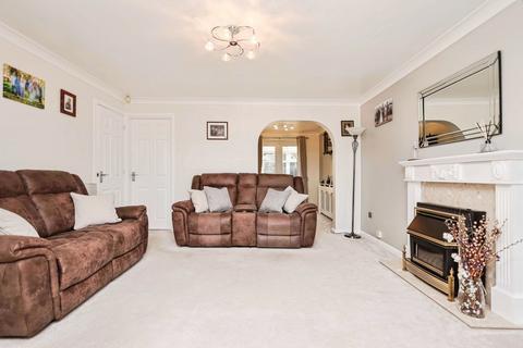 4 bedroom detached house for sale, Field Avenue, Northfield, Birmingham, West Midlands, B31