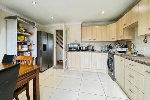 2 bedroom terraced house for sale, Newby Acre, Marlborough, SN8