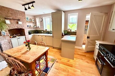 2 bedroom terraced house for sale, Western Terrace, Launceston