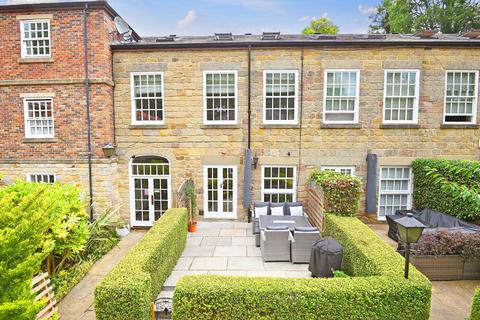 4 bedroom terraced house for sale, Waterside, Knaresborough, HG5
