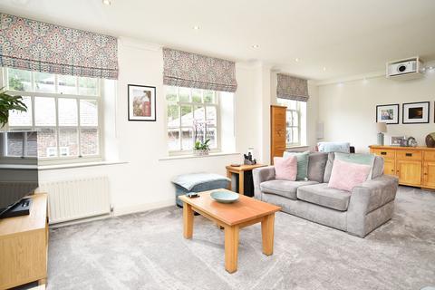4 bedroom terraced house for sale, Waterside, Knaresborough, HG5