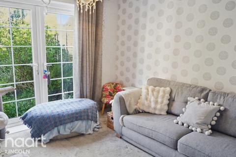 2 bedroom bungalow for sale, Neile Close, Lincoln