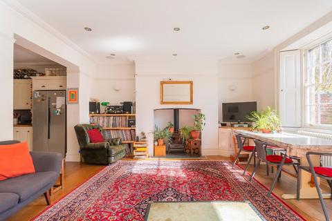 3 bedroom flat for sale, Cotham Road, Cotham