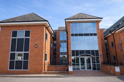 Apartment - St. Catherines, Lincoln LN5