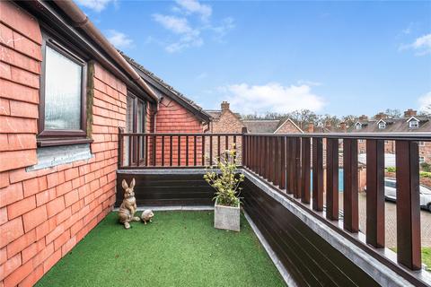 2 bedroom apartment for sale, Hartford Court, Hook RG27