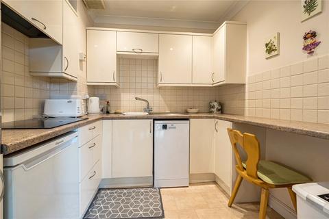 2 bedroom apartment for sale, Hartford Court, Hook RG27