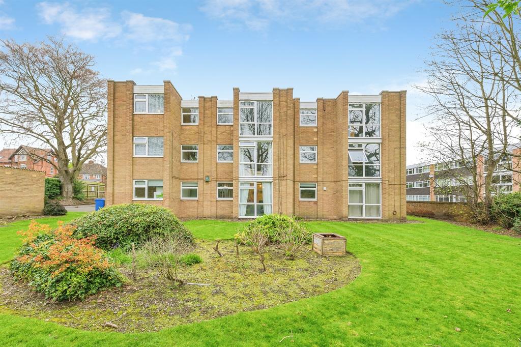 2 bedroom flat for sale