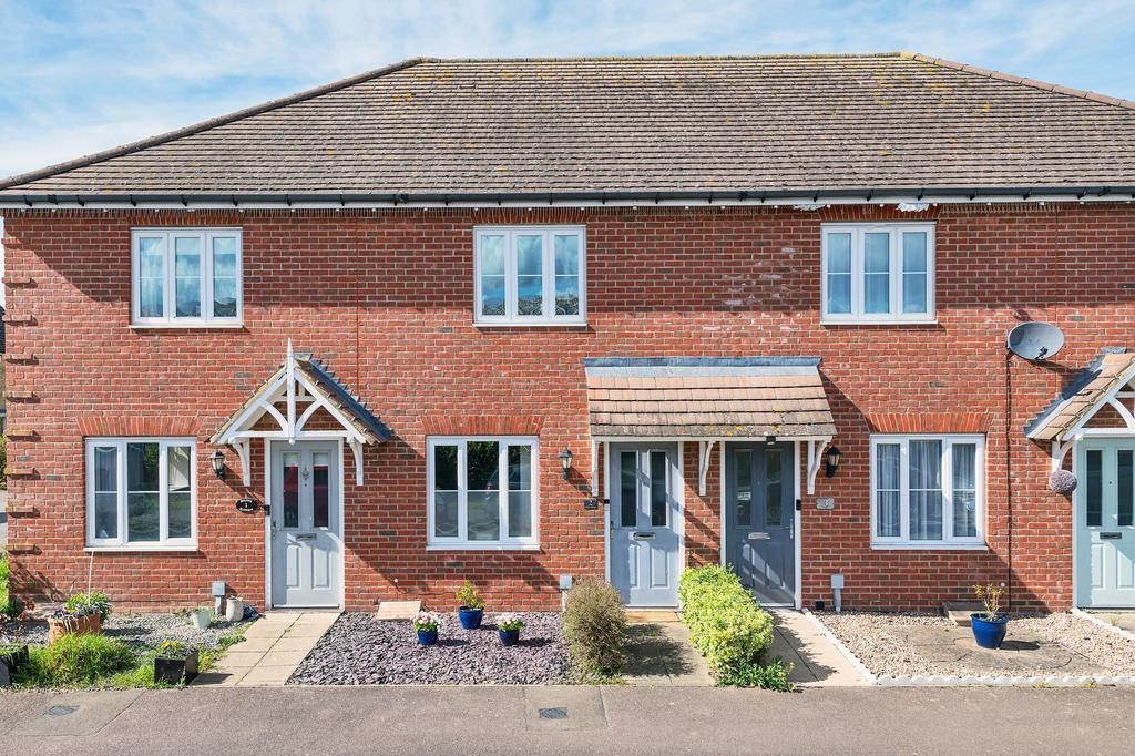 2 bedroom terraced house for sale