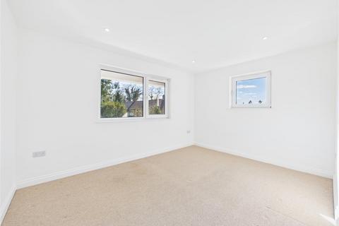 2 bedroom flat for sale, Summers Close, Weybridge