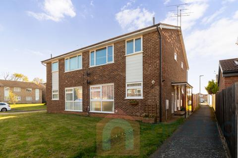 2 bedroom maisonette for sale, Hampton Close, Stevenage SG2