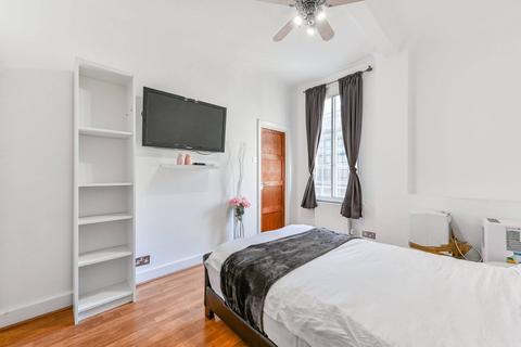 2 bedroom flat for sale, Hallam Street, Marylebone, London, W1W