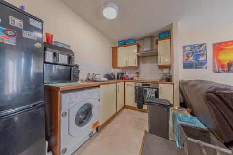 2 bedroom flat for sale, Southfield Road, Hinckley LE10