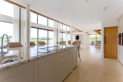 undefined, Circourt Road East Challow OX12