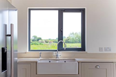 undefined, Circourt Road East Challow OX12