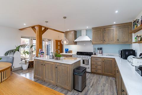 5 bedroom barn conversion to rent, Parson Drove