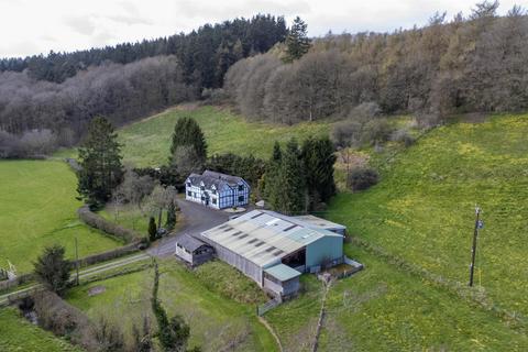 4 bedroom country house for sale, Llangyniew, Welshpool