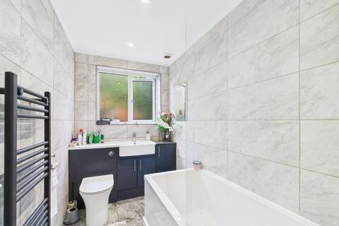 4 bedroom semi-detached house to rent, Ouseley Road, Wraysbury, Staines-upon-Thames, Berkshire, TW19