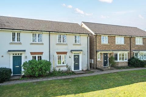 3 bedroom end of terrace house for sale, Cantium Place, Snodland